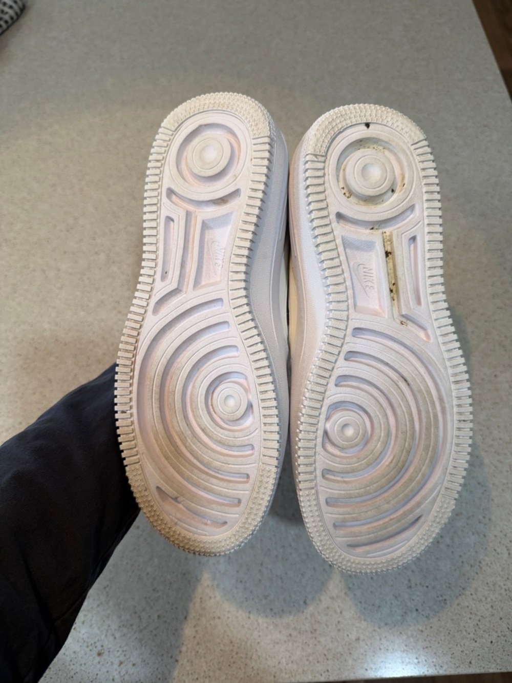 Nike Air Force 1 Low Triple White Sneakers Women’s [SIZE 8 ] AF1 Classic - Picture 8 of 8